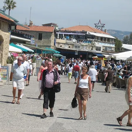 Διαμέρισμα Royal Seacrest