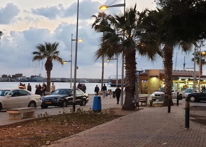 Royal Seacrest Apartment