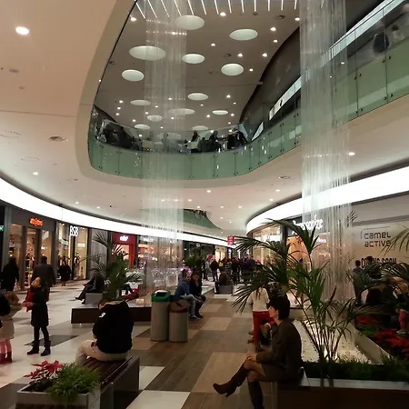 Royal Seacrest 公寓 Paphos