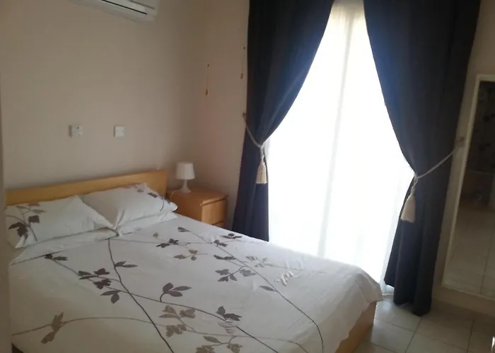 Royal Seacrest Apartment