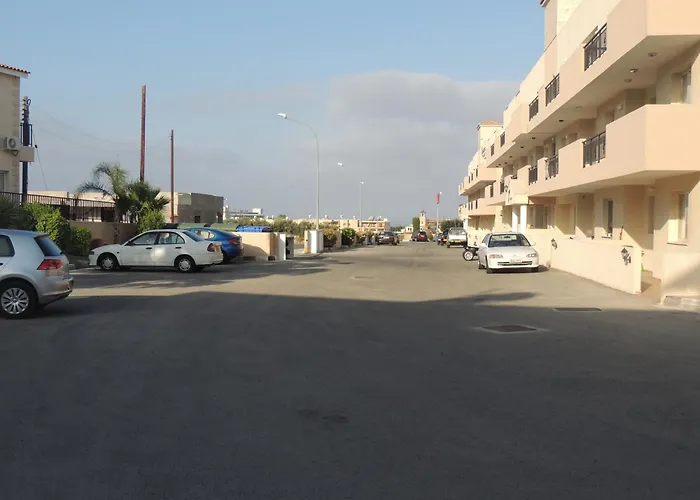 Royal Seacrest Paphos