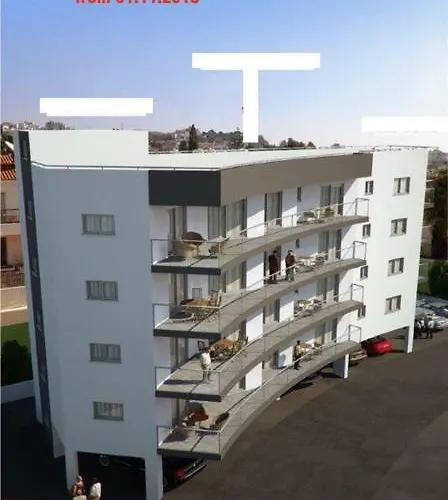 Royal Seacrest * パ フォス